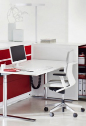 B&uuml;robedarf Adler - Schreibtische